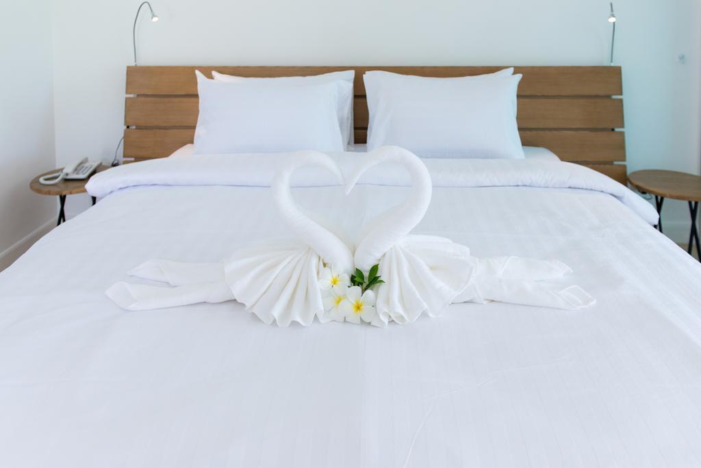 Seanery Beach Resort Bang Saphan Exterior foto