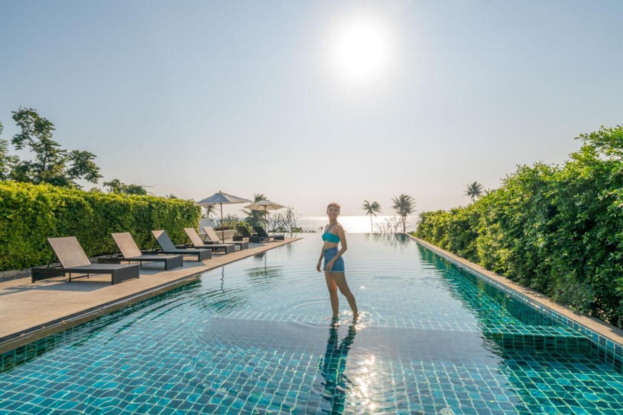 Seanery Beach Resort Bang Saphan Exterior foto