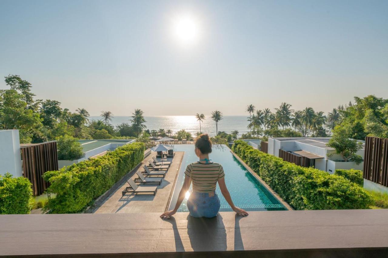 Seanery Beach Resort Bang Saphan Exterior foto